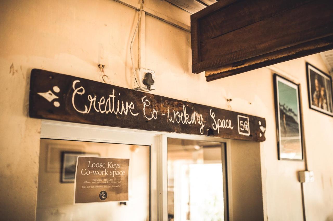 Surf & Yoga Sri Lanka - Surf Camp And Yoga Retreat With Coworking Space Mirissa Ngoại thất bức ảnh