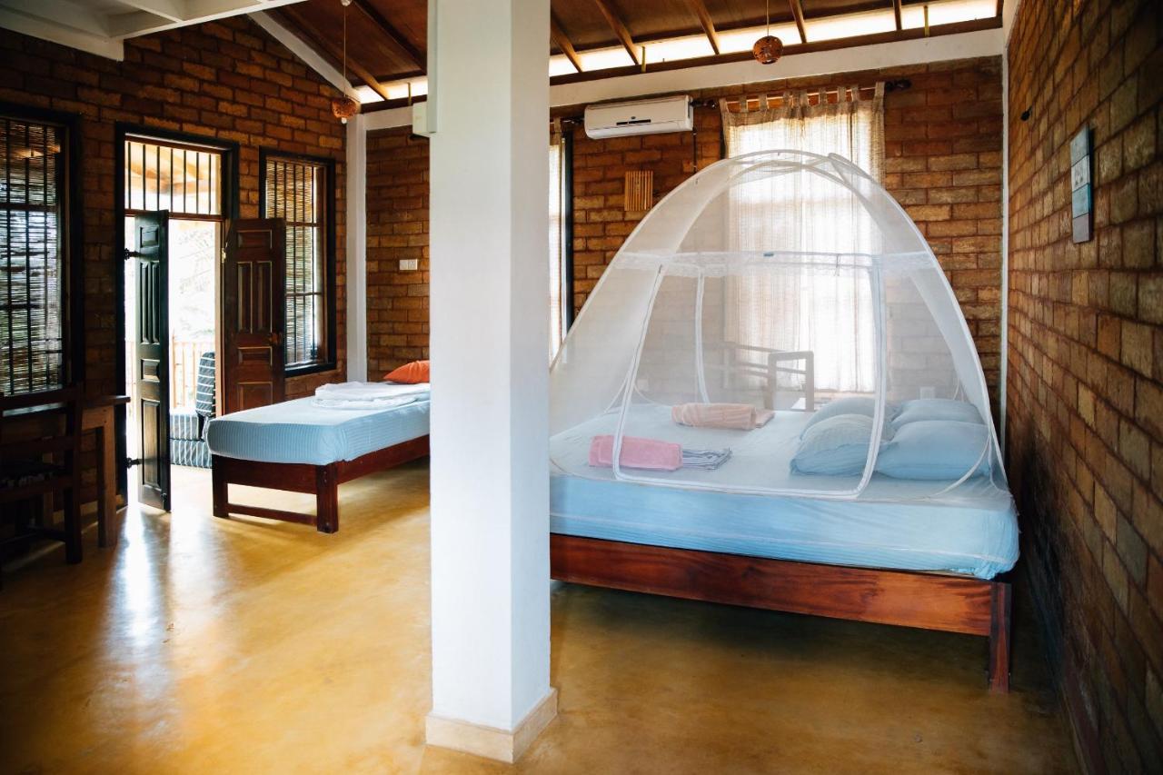 Surf & Yoga Sri Lanka - Surf Camp And Yoga Retreat With Coworking Space Mirissa Ngoại thất bức ảnh