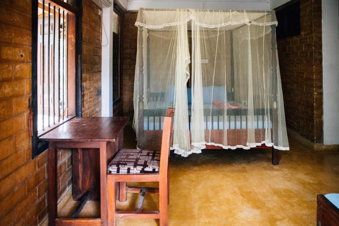 Surf & Yoga Sri Lanka - Surf Camp And Yoga Retreat With Coworking Space Mirissa Ngoại thất bức ảnh