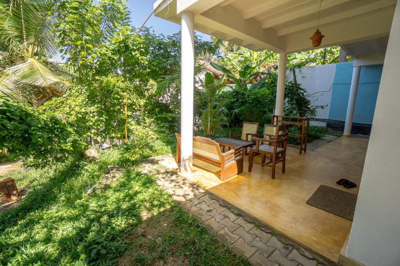 Surf & Yoga Sri Lanka - Surf Camp And Yoga Retreat With Coworking Space Mirissa Ngoại thất bức ảnh